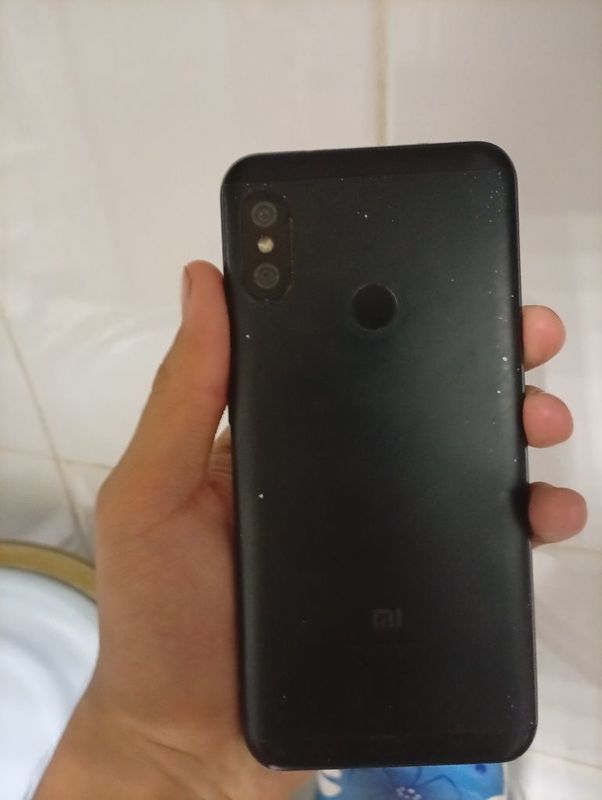 Redmi 6 mi pro sotiladi ideal original Redmi 6 mi pro sotiladi ideal original