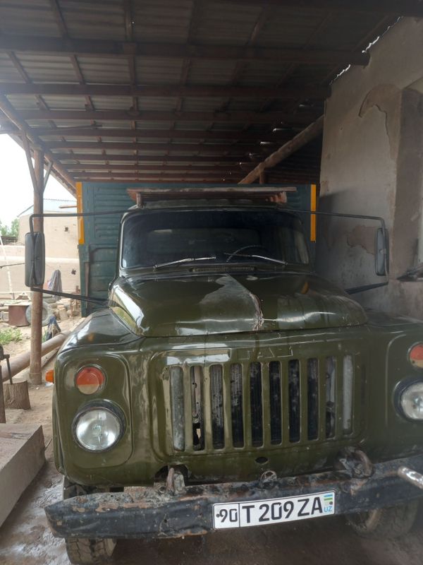 Gaz 53 1991 yil 65 mln Gaz 53 1991 yil 65 mln