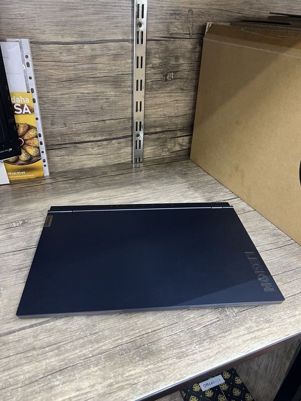 Lenovo legion 5 15ACH6AMD RYZEN 5-5600H Lenovo legion 5 15ACH6AMD RYZEN 5-5600H