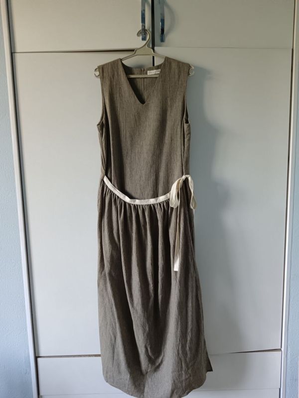 Simple Store ko‘ylagi, std. 250 ming. Simple Store ko‘ylagi, std. 250 ming.