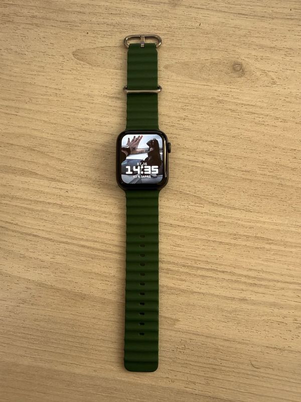 Apple wtach series 5 44m