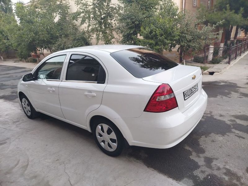 Nexia 3 sotiladi Nexia 3 sotiladi