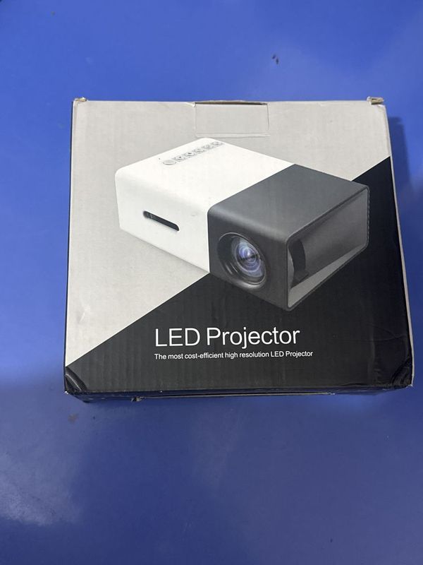 Led Projector tv Led Projector tv