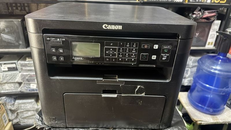 Canon MF211 в отличном состоянии