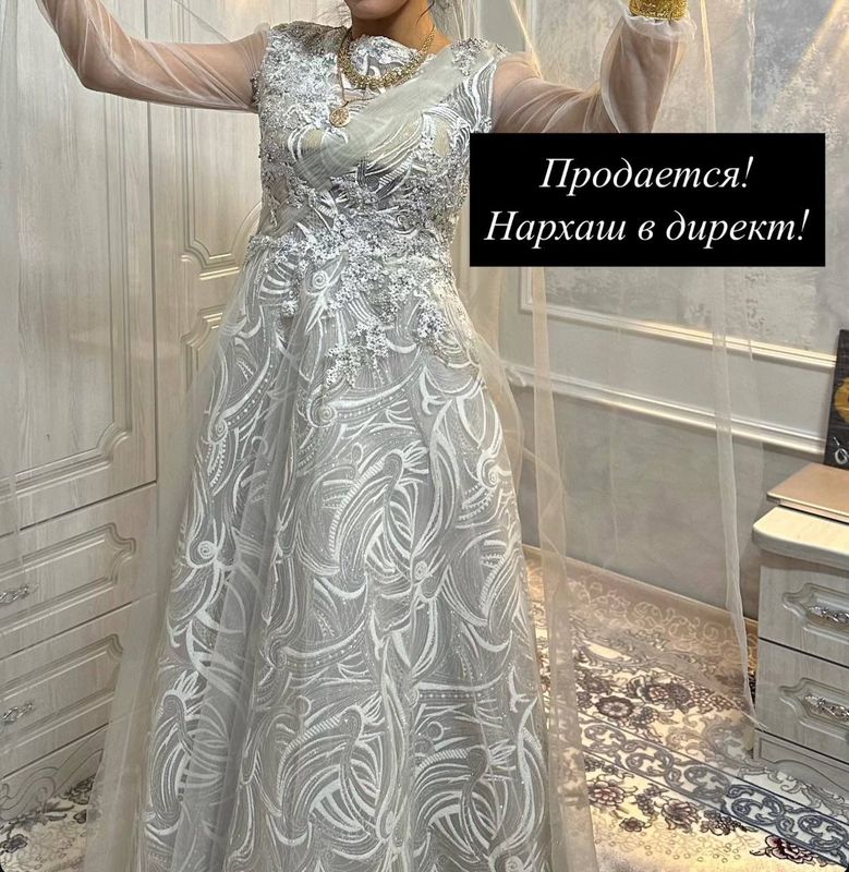 Платье турецкая,состояние отличное!+99877 0121073. Платье турецкая,состояние отличное!+99877 0121073.