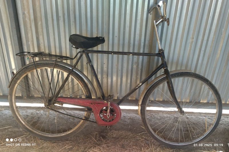 Velosipedlar sotiladi Velosipedlar sotiladi