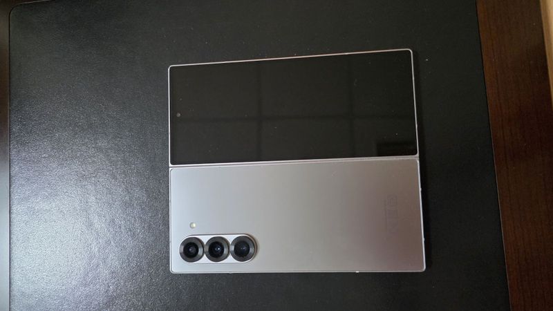 Samsung Z fold 6