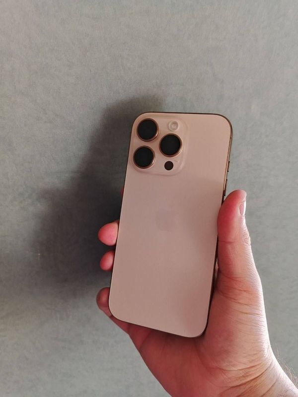 iPhone 16 Pro HX/A iPhone 16 Pro HX/A