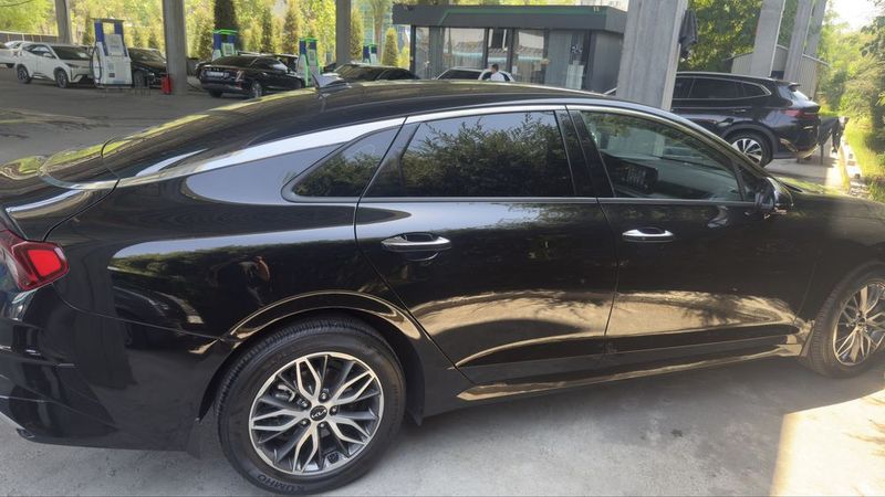 Kia k5 2023 yil yangidek Kia k5 2023 yil yangidek
