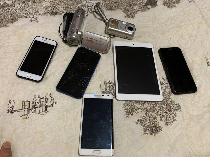 iPhone, Samsung телефон и планшет