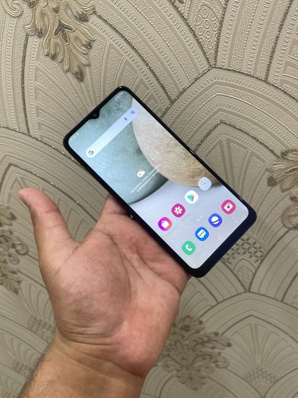 Samsung A12 Ideal holatda 32gb Aybi yoq Samsung A12 Ideal holatda 32gb Aybi yoq