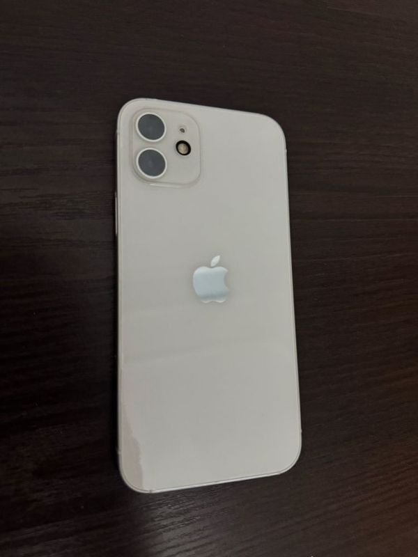 Apple Iphone 12 64 gb arzon narxda srochna sotishga