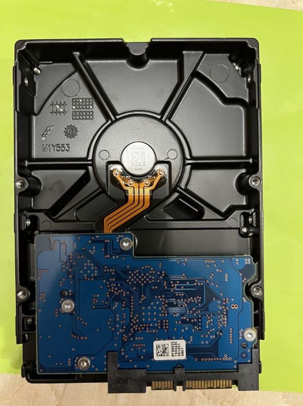 Toshina 1tb в идеалтном состоянии Toshina 1tb в идеалтном состоянии
