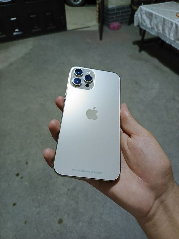 Iphone 12 pro max 256gb Iphone 12 pro max 256gb