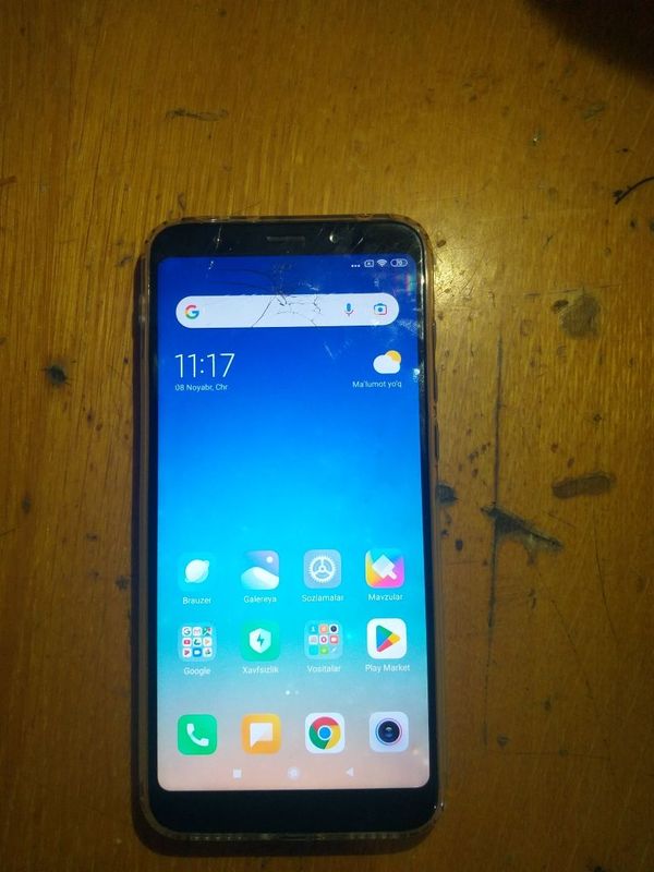 Redmi 5+ versiyasi 11 xotira 32GB yili -2019