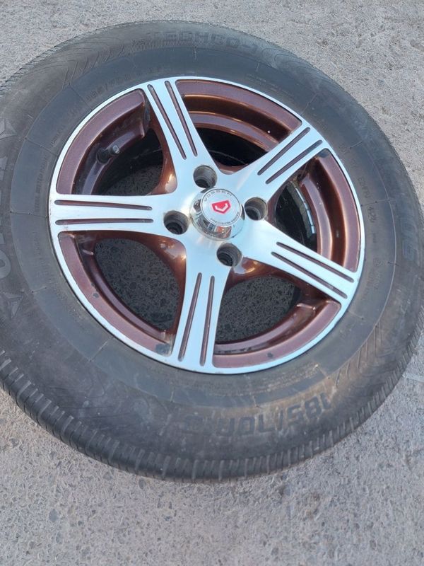 13 R Vossen diska balon Lada Vaz