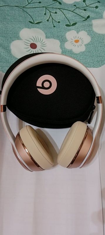 Наушники Beats оригинал С активном звукоподовлением. В идеал