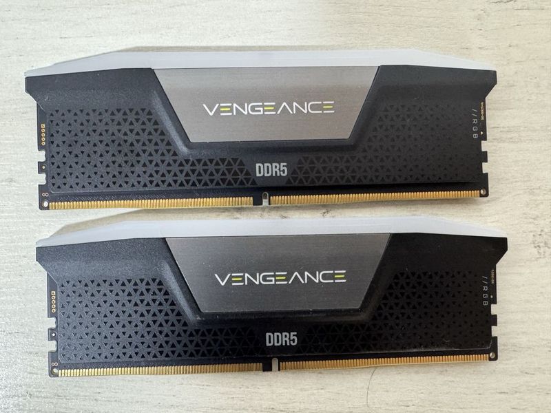 Corsair Vengeance RGB 2x16GB 6600MHz cl32 Corsair Vengeance RGB 2x16GB 6600MHz cl32