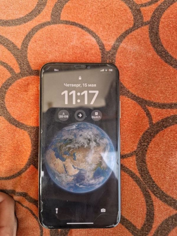 iPhone XS 64 GB iPhone XS 64 GB