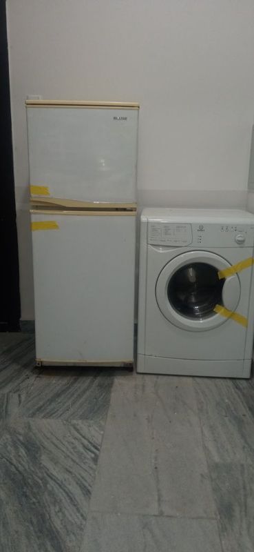 Sotiladi. Kir mashina Indezet 6 kg va Xolodilnik Sotiladi. Kir mashina Indezet 6 kg va Xolodilnik