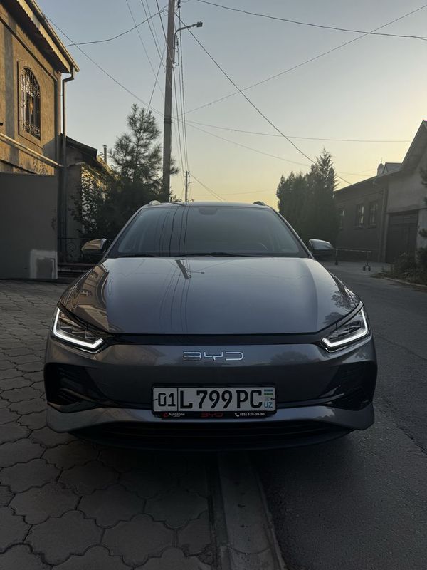 Byd e 2. Byd e 2.