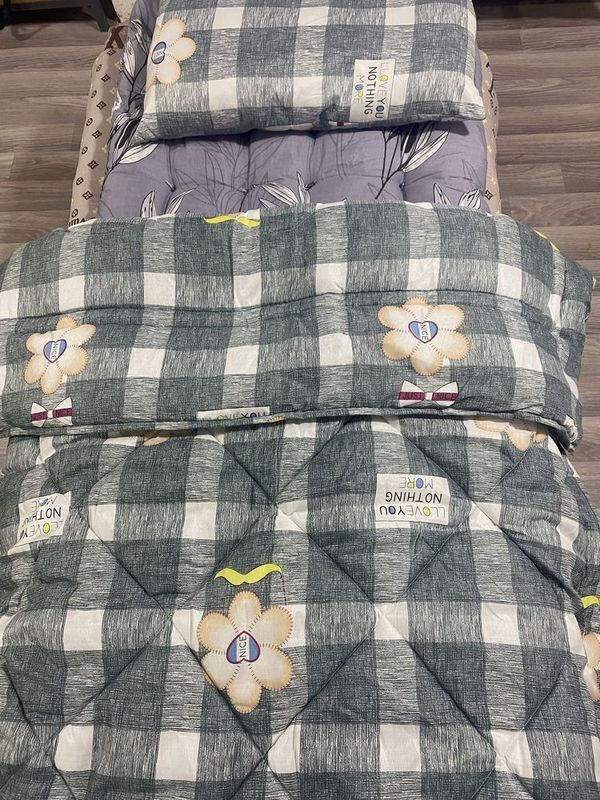 Matras, ko’rpa, yostiq, postel, sochiq. Матрац, курпа, постель, йостик Matras, ko’rpa, yostiq, postel, sochiq. Матрац, курпа, постель, йостик