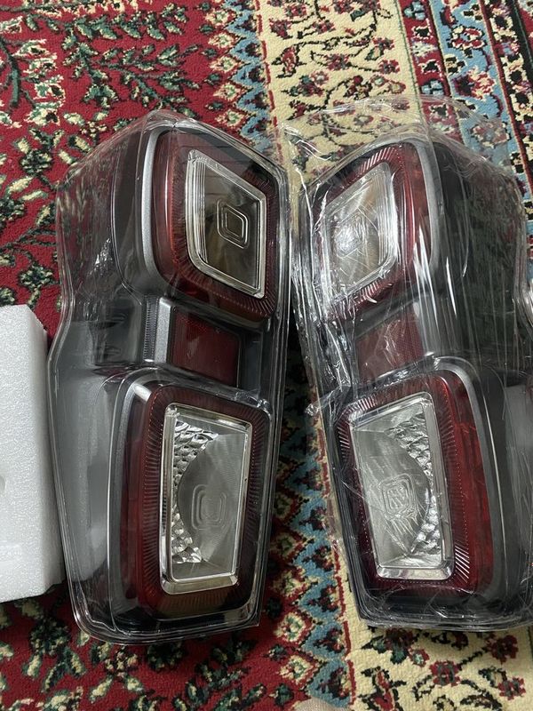Isuzi Dmax pikab Isuzi Dmax pikab