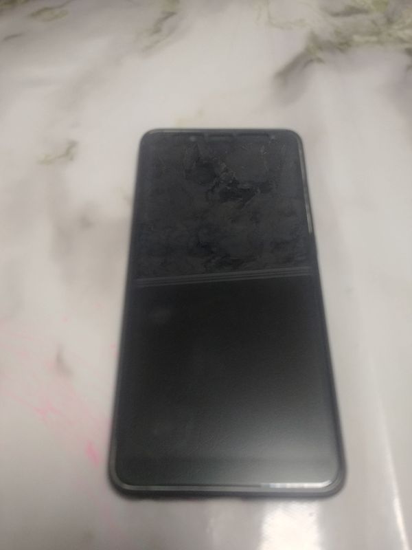 Redmi Note 5 Pro 32 GB sotiladi Redmi Note 5 Pro 32 GB sotiladi