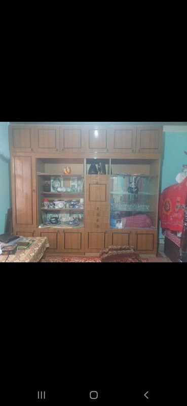 Mebel sotiladi srocnooo tel qisela chuntiriladi