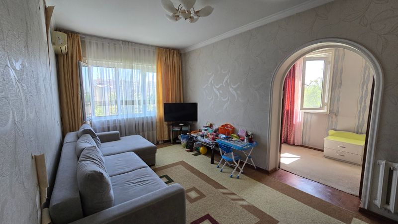 Срочно продаю 1/4/4 Юнусабад 14" Срочно продаю 1/4/4 Юнусабад 14"