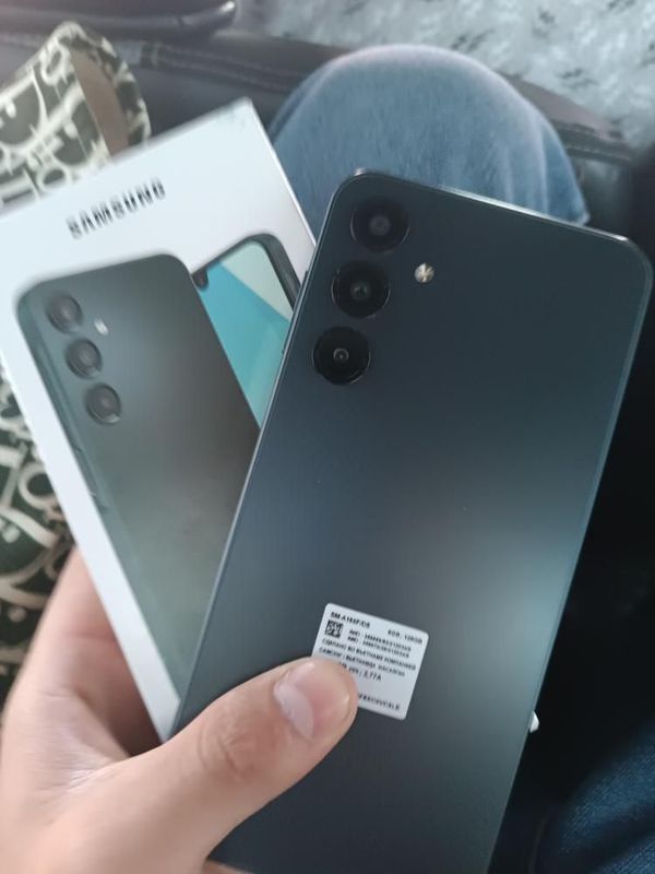 SAMSUNG GALAXY A16 6/128 XOLOTI IDEYAL Oladiganla tel qisin SAMSUNG GALAXY A16 6/128 XOLOTI IDEYAL Oladiganla tel qisin