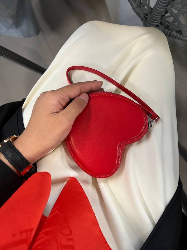 milliy abaya, sumkalar , polzamok milliy abaya, sumkalar , polzamok