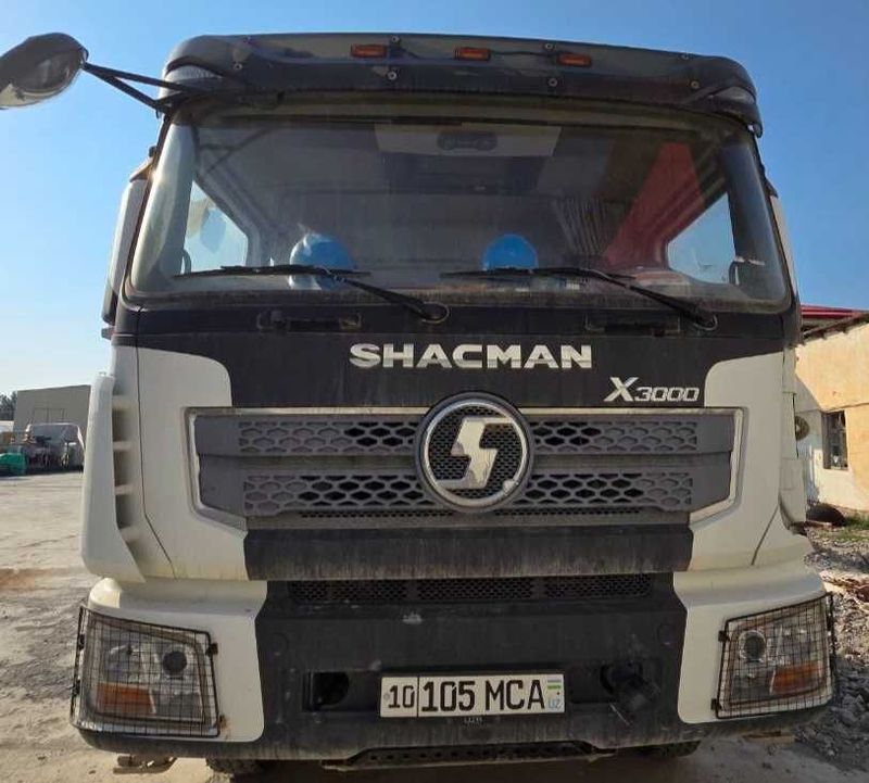 SHACMAN 30 000 yurgan SHACMAN 30 000 yurgan