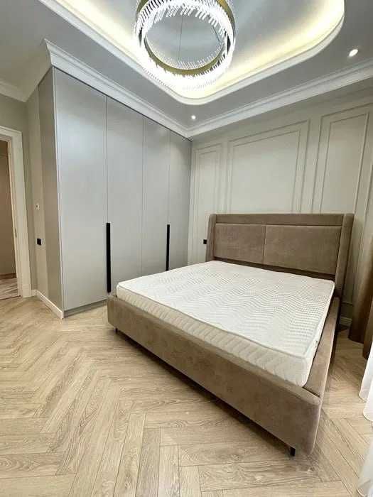 Срочно Сдам 2х комн кв 3/5Юнусабад метро рядом/Юнусабад 7 квартал.173*