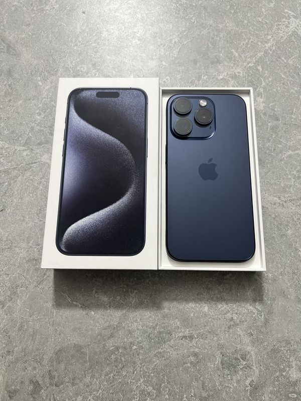 iPhone 15 Pro 256GB Blue Titanium