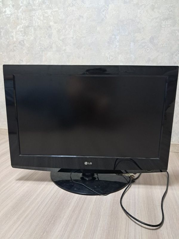 Продаётся телевизор LG 32