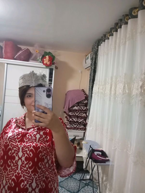 ansanbl libos yangi 1marta kiyilgan ansanbl libos yangi 1marta kiyilgan