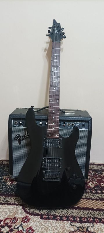 Гитара Cort + Комбик Fender25R