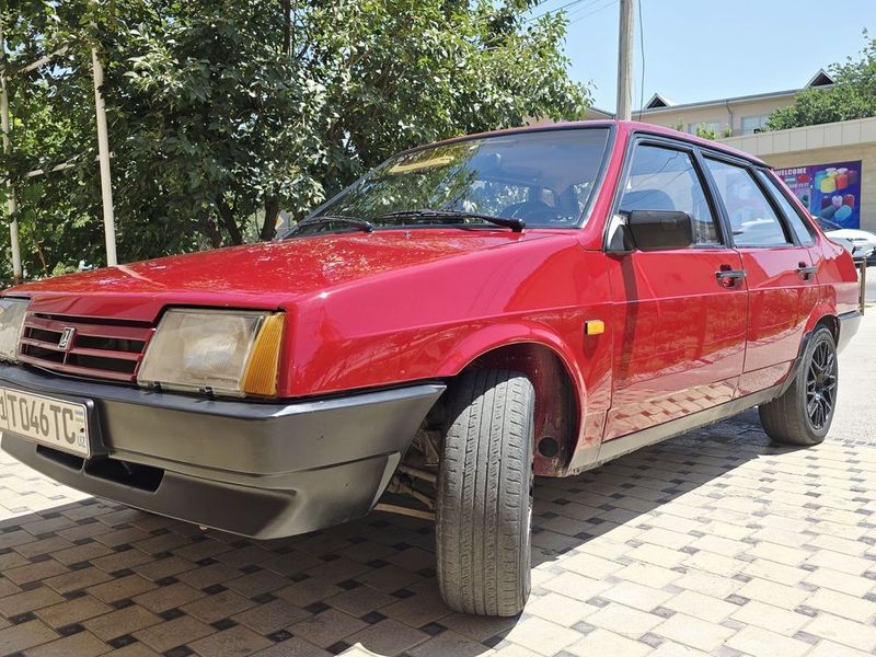Vaz 21099 Moshina zor xolati idyal Vaz 21099 Moshina zor xolati idyal