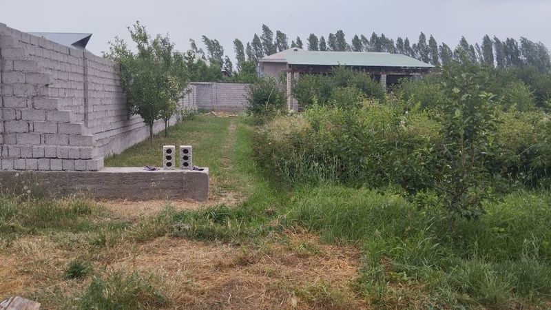 Yangibozorda yer sotiladi 3 sotix Yangibozorda yer sotiladi 3 sotix