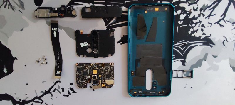 Детали на разборку от телефонов:Redmi 9 и Alcotel. Детали на разборку от телефонов:Redmi 9 и Alcotel.
