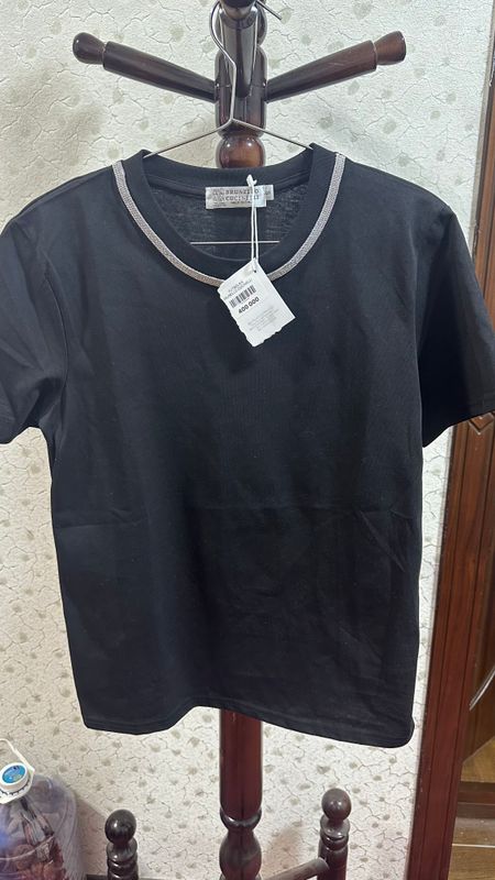 Brunello cucinelli futbolka yengi razmer S Brunello cucinelli futbolka yengi razmer S