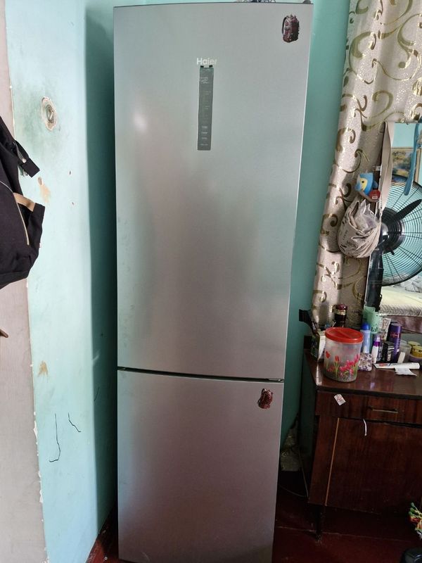 Срочно продам холодильник Haier Срочно продам холодильник Haier
