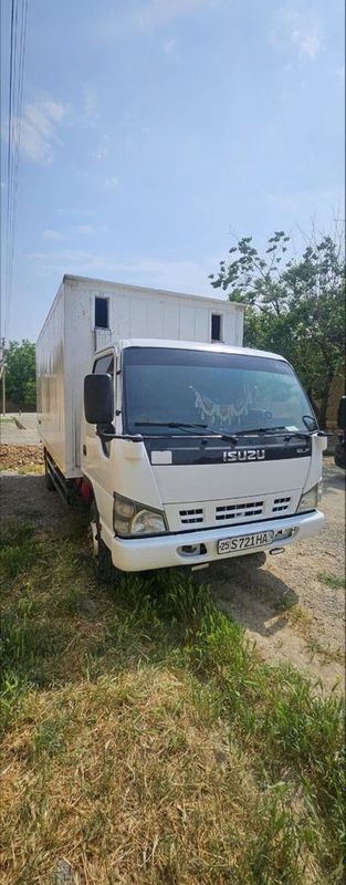 Isuzu NQR 2012, budkali, yurishga tayyor, hujjatlari joyida Isuzu NQR 2012, budkali, yurishga tayyor, hujjatlari joyida