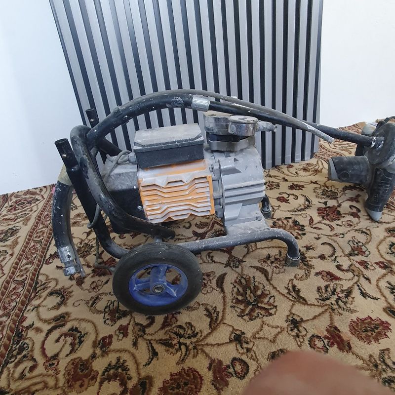 hamma instrumentla sotiladi hamma instrumentla sotiladi