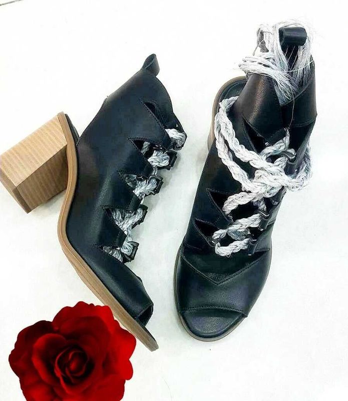 Эксклюзивные босоножки-ботиночки, 37-38, 40-41, натуральная кожа. Эксклюзивные босоножки-ботиночки, 37-38, 40-41, натуральная кожа.