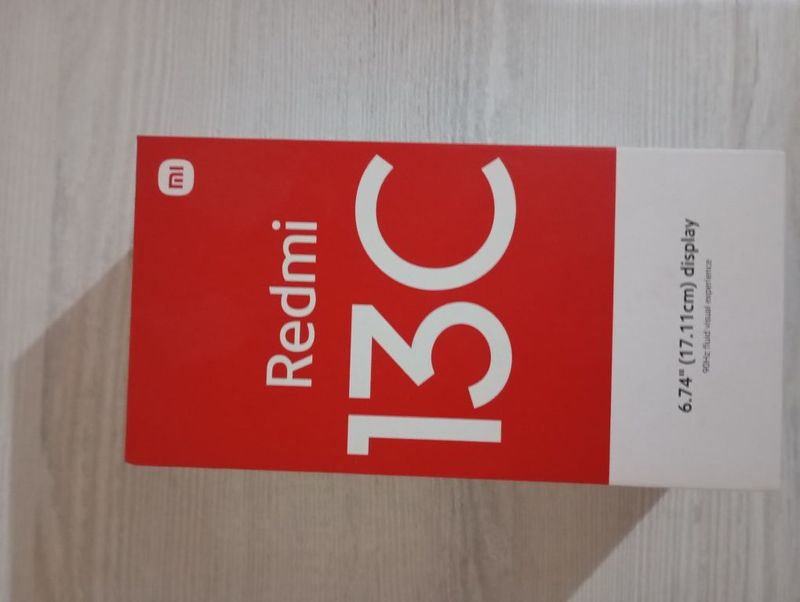 Redmi13Cyaxwiholati