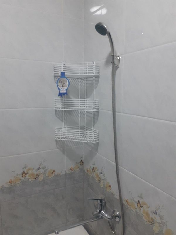 Uy sotiladi, jihozlari bilan. Uy sotiladi, jihozlari bilan.