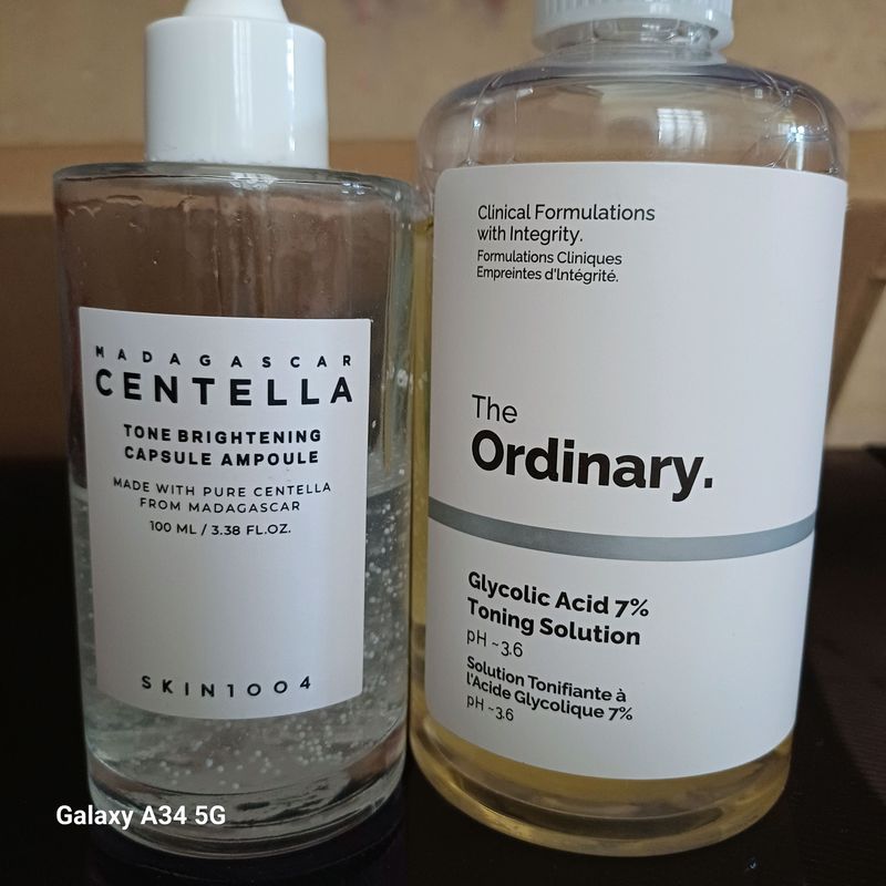 Centella The ordinary ochiq poralarga qarshi kuraw