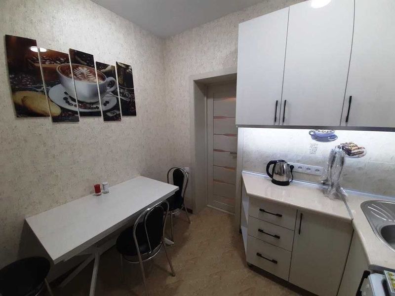 Сдам свою ЦЕНТР!! 2/8/9, 51 м². на м. Ойбек, Хуавей. Сдам свою ЦЕНТР!! 2/8/9, 51 м². на м. Ойбек, Хуавей.